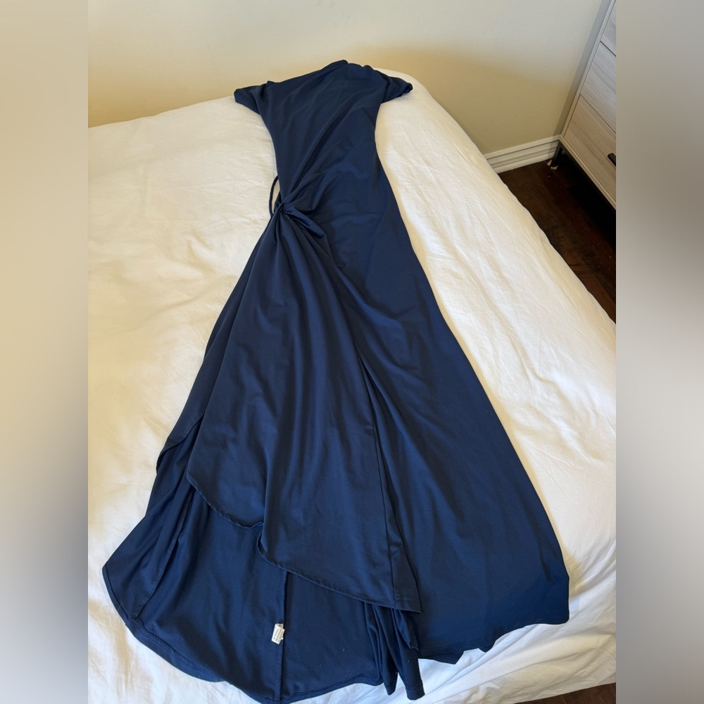 Elegant Navy Blue Maxi Dress